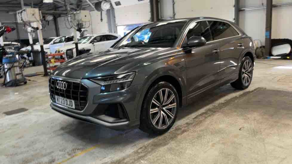 More views of Audi Q8
