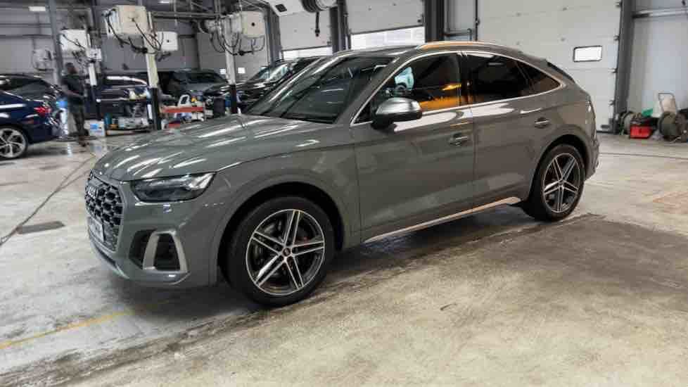 More views of Audi SQ5