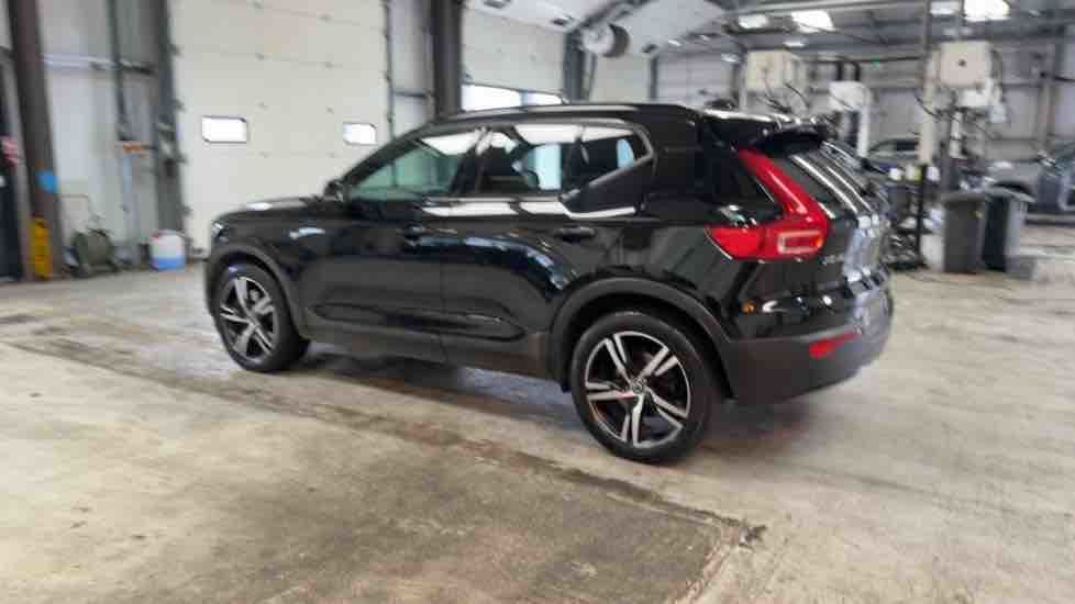More views of Volvo XC40