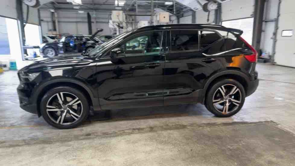More views of Volvo XC40