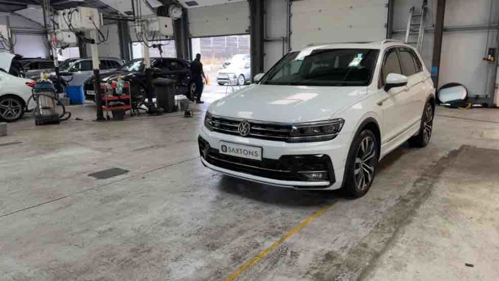 More views of Volkswagen Tiguan