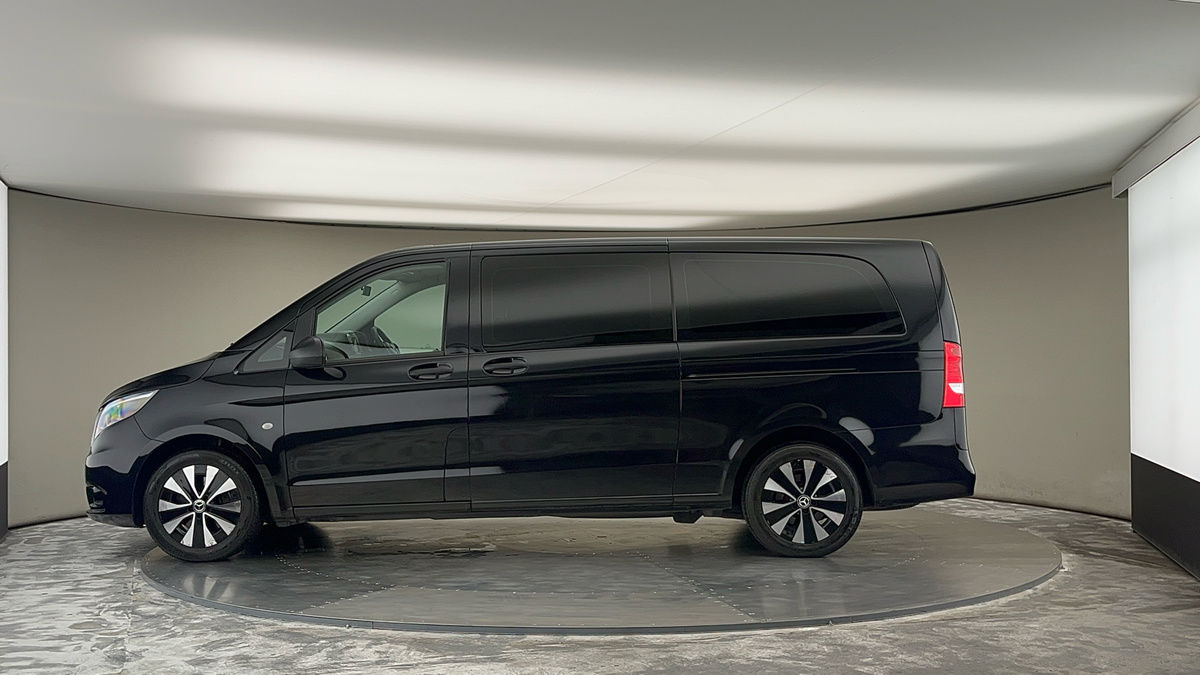 Mercedes-Benz Vito Image 15