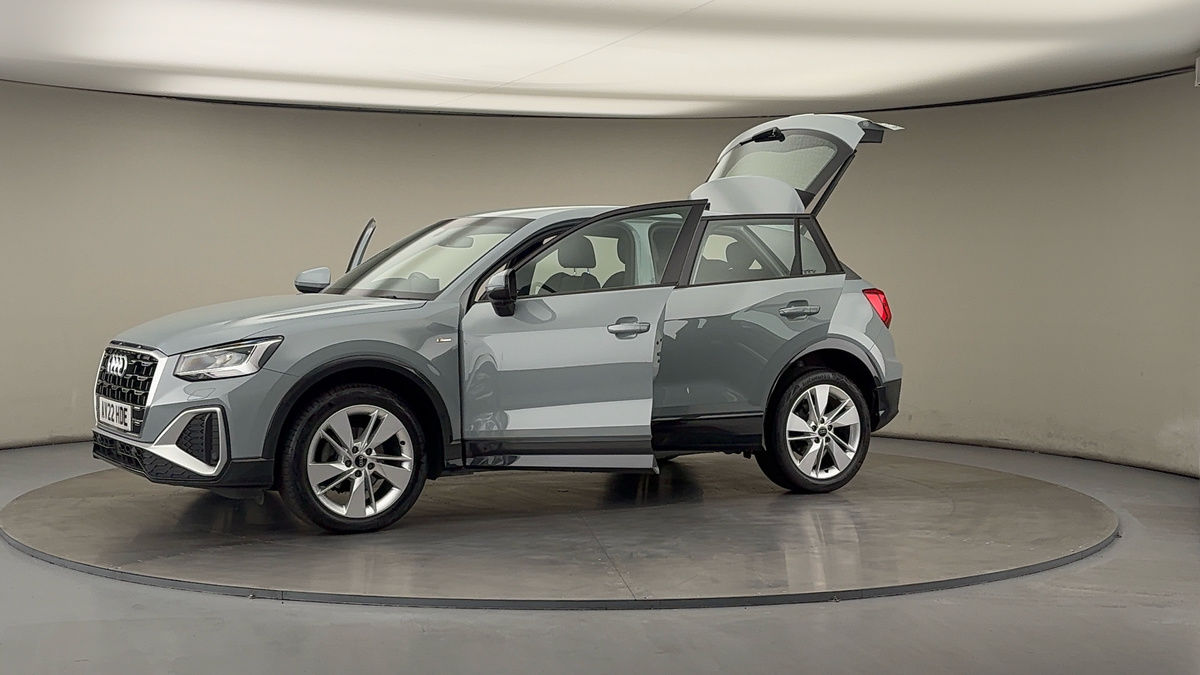 More views of Audi Q2