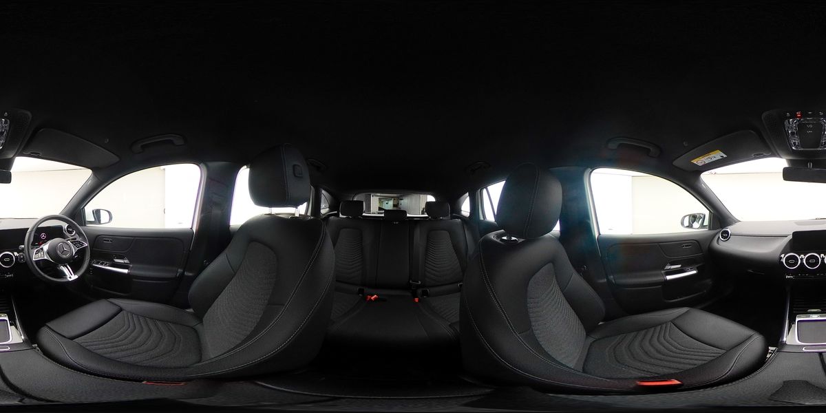More views of Mercedes-Benz GLA