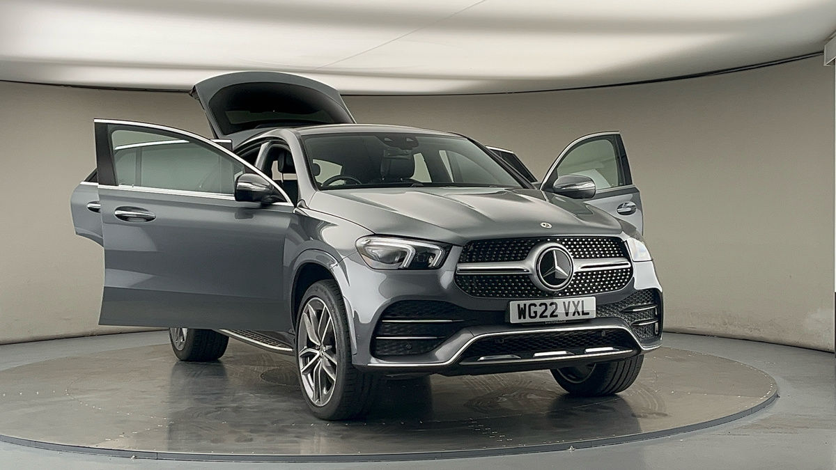 More views of Mercedes-Benz GLE