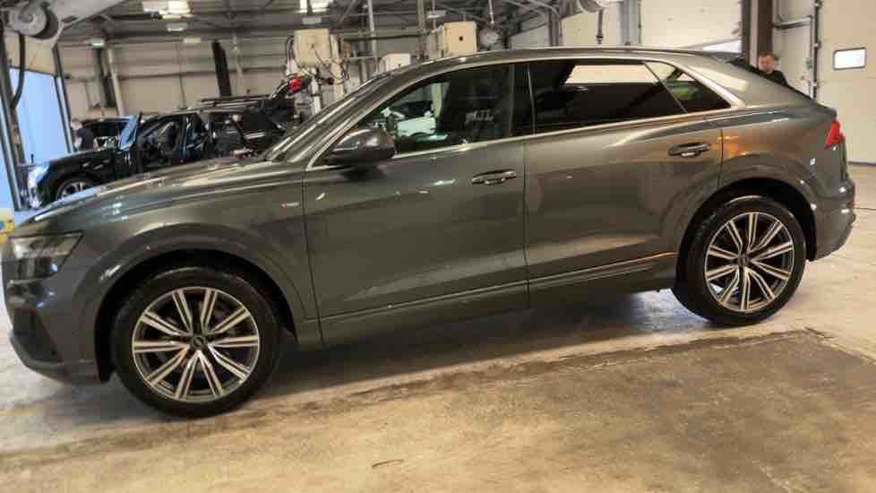More views of Audi Q8