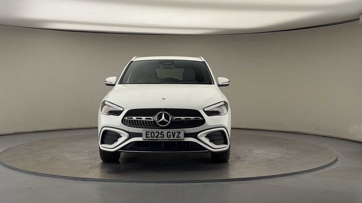 Mercedes-Benz GLA Image 3