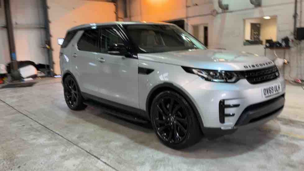 More views of Land Rover Discovery