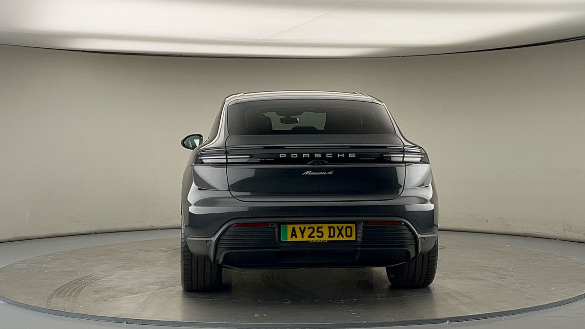 More views of Porsche Macan