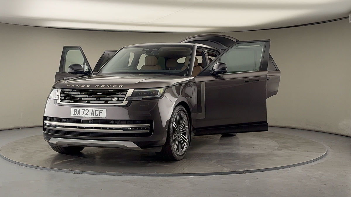 More views of Land Rover Range Rover
