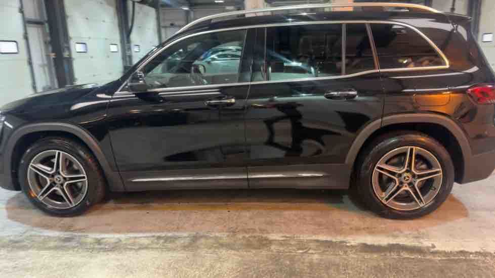 More views of Mercedes-Benz GLB
