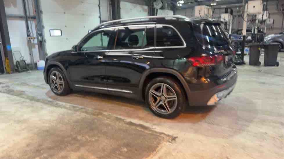 More views of Mercedes-Benz GLB