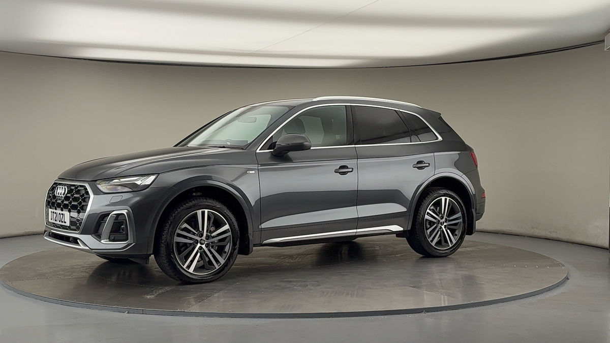 More views of Audi Q5