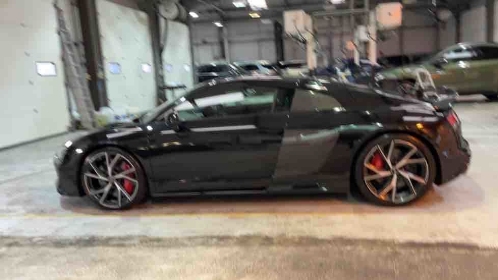 More views of Audi R8