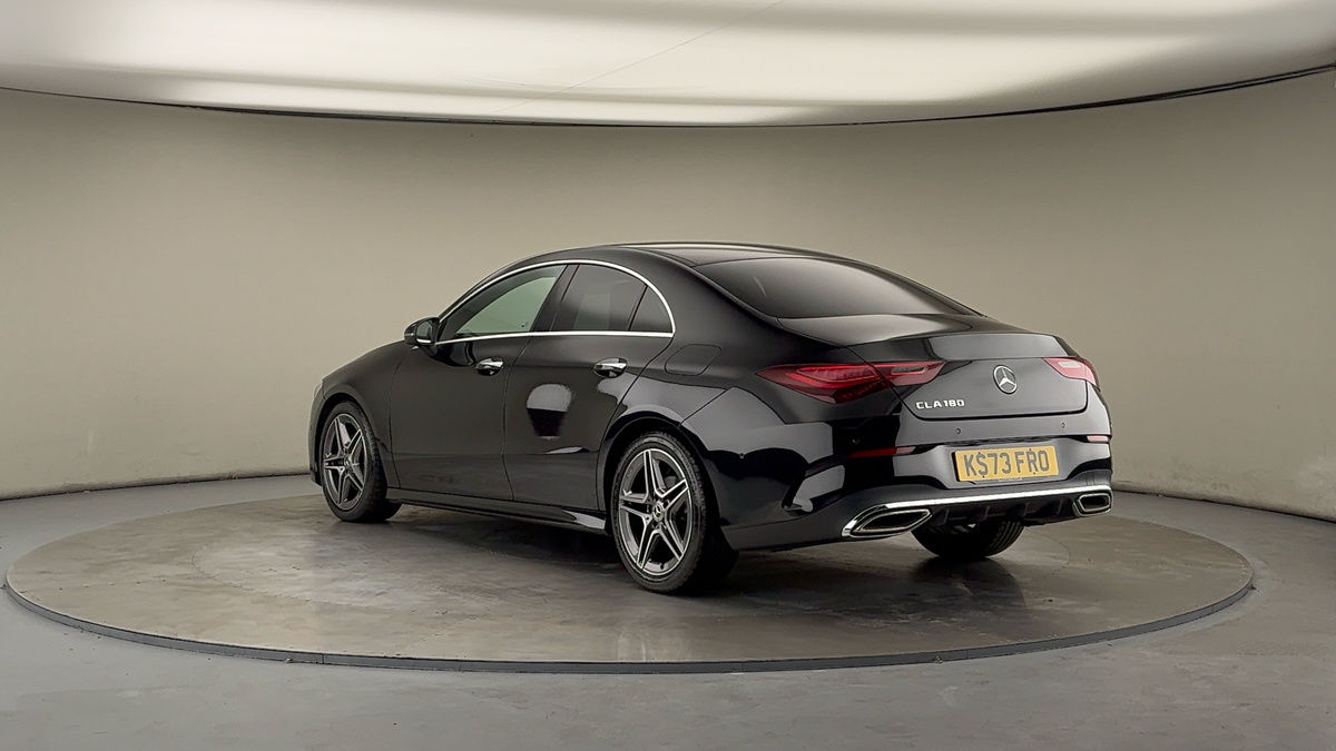 Mercedes-Benz CLA Image 2