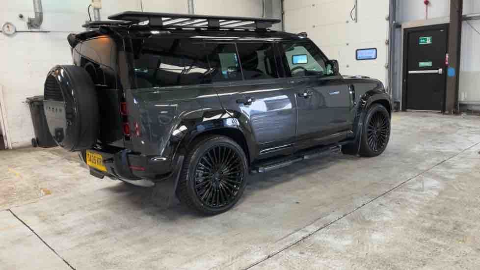 More views of Land Rover Defender 110