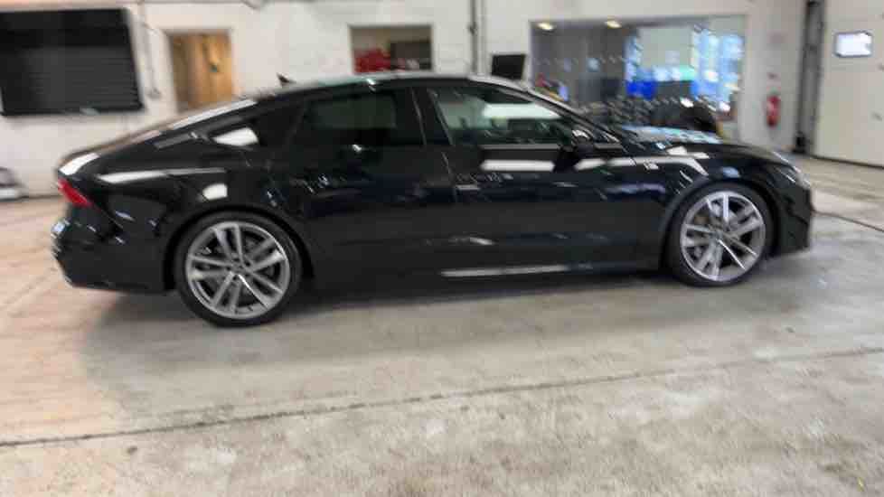 More views of Audi A7