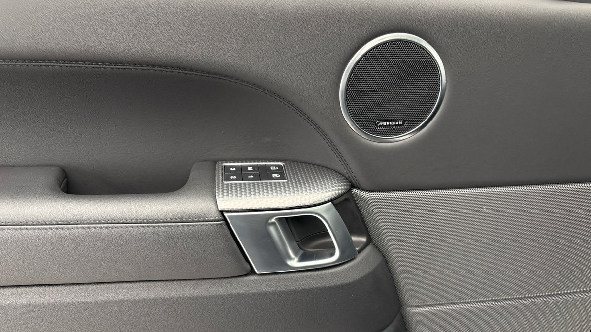 Land Rover Range Rover Sport Image 19