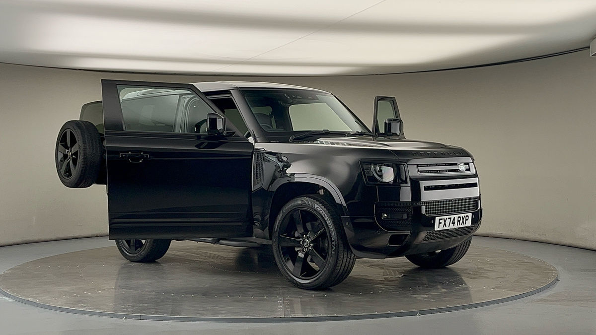 More views of Land Rover Defender 90