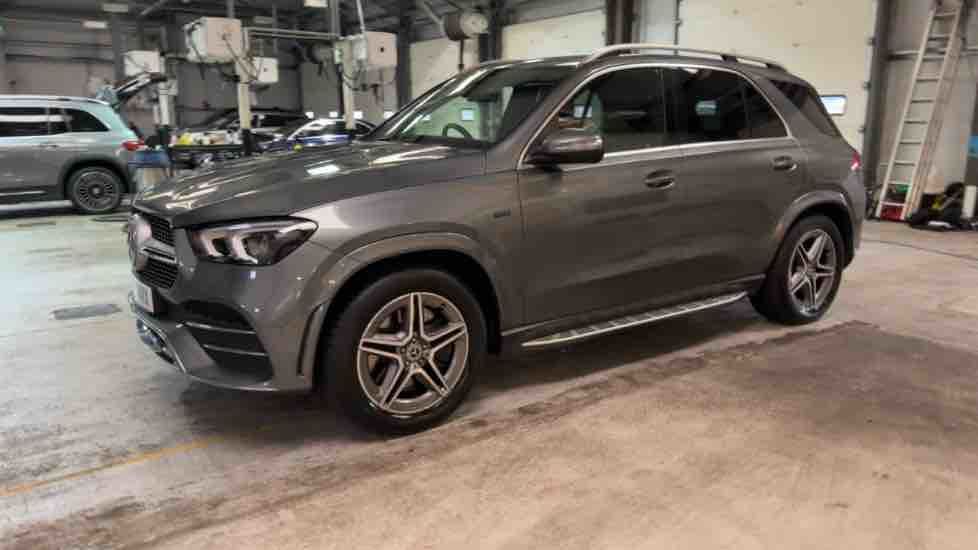 More views of Mercedes-Benz GLE