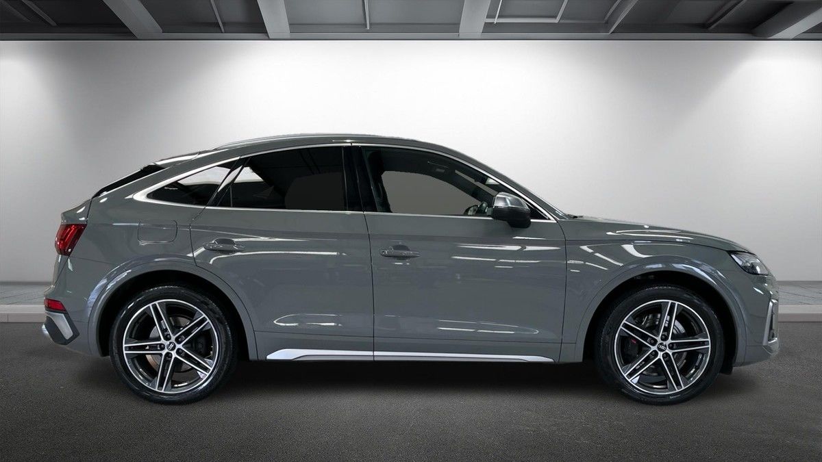 Audi SQ5 Image 16