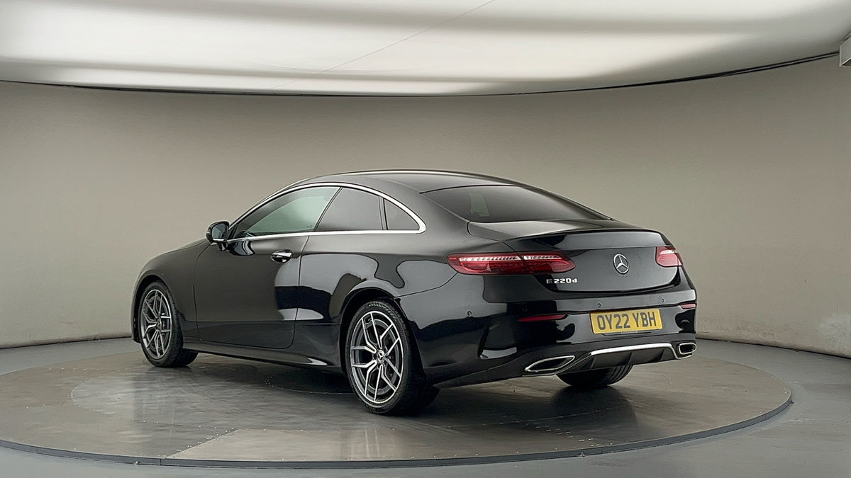 Mercedes-Benz E Class Image 2
