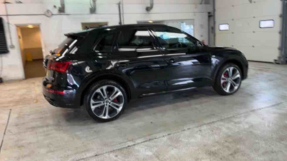 More views of Audi Q5