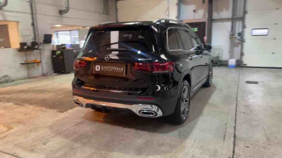 More views of Mercedes-Benz GLB