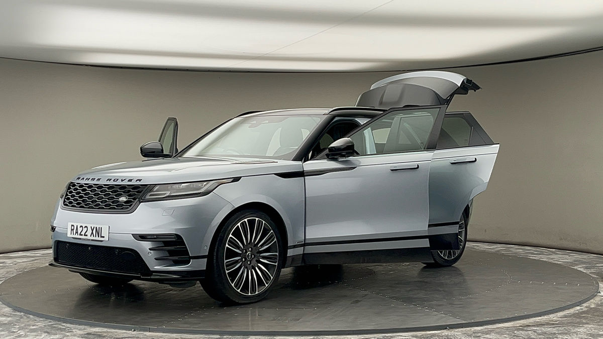 Land Rover Range Rover Velar Image 22