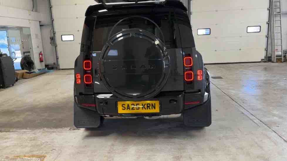 More views of Land Rover Defender 110