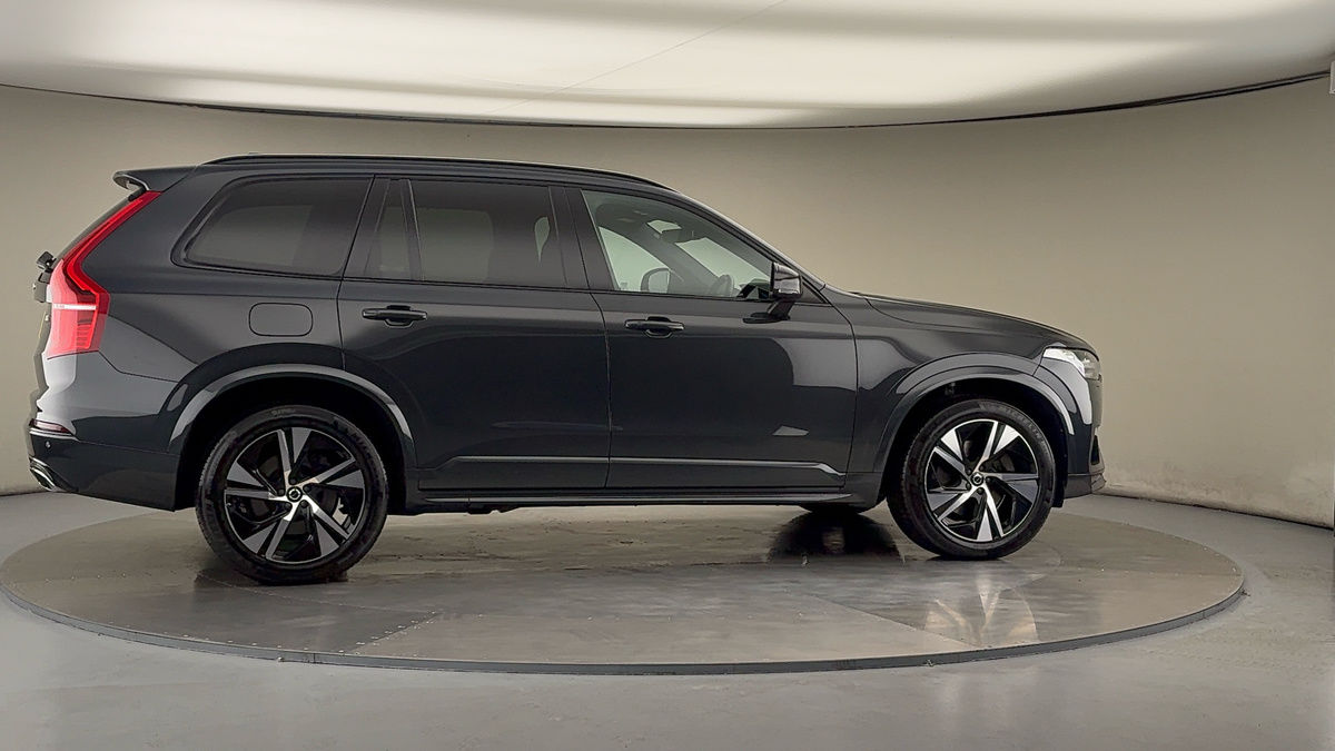More views of Volvo XC90
