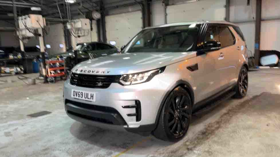 More views of Land Rover Discovery