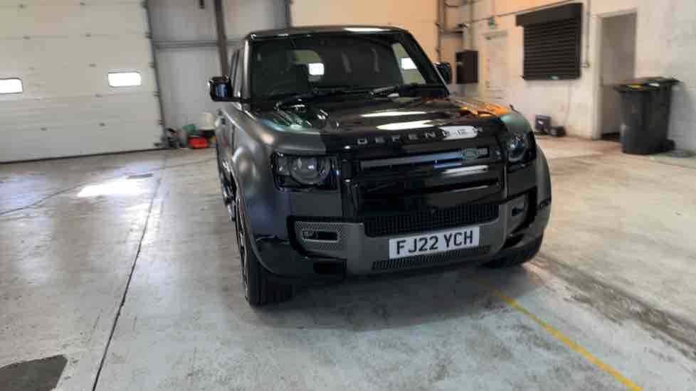 More views of Land Rover Defender 110