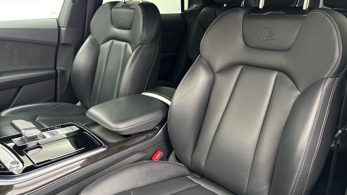 Audi Q8 Image 7