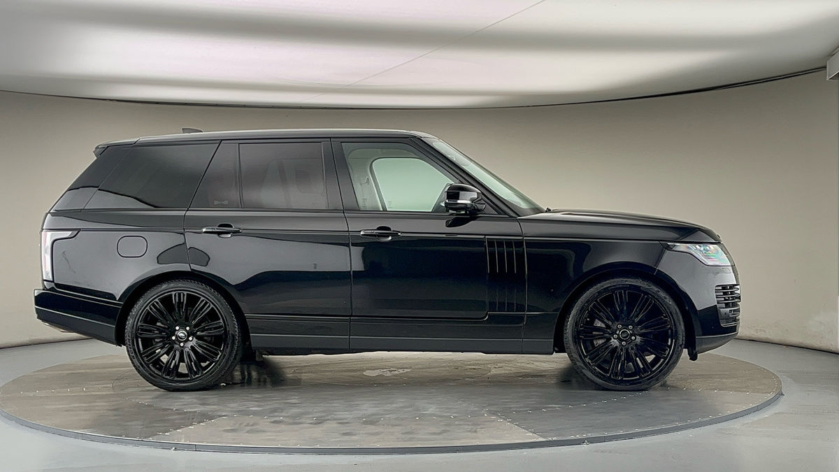 More views of Land Rover Range Rover