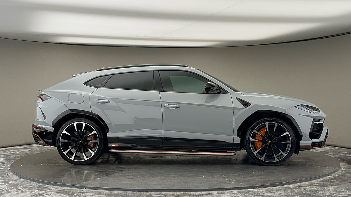 More views of Lamborghini Urus