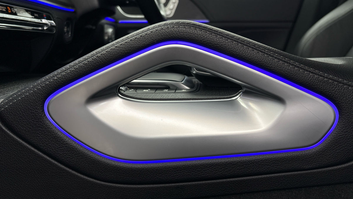 Mercedes-Benz GLE Image 27