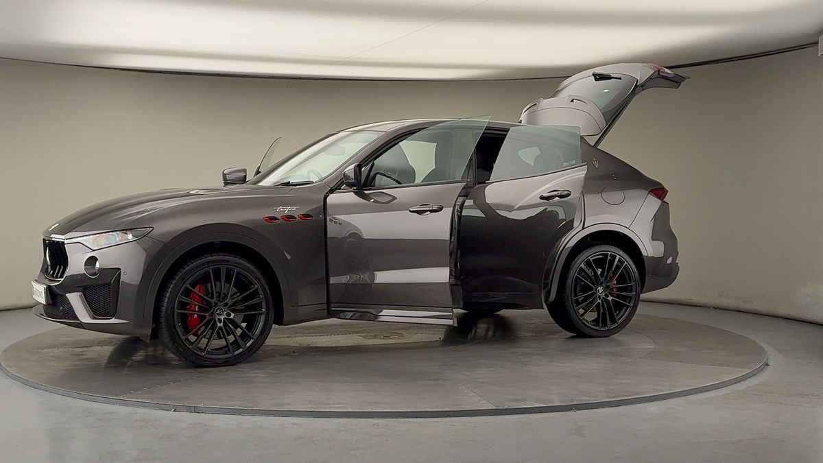 More views of Maserati Levante