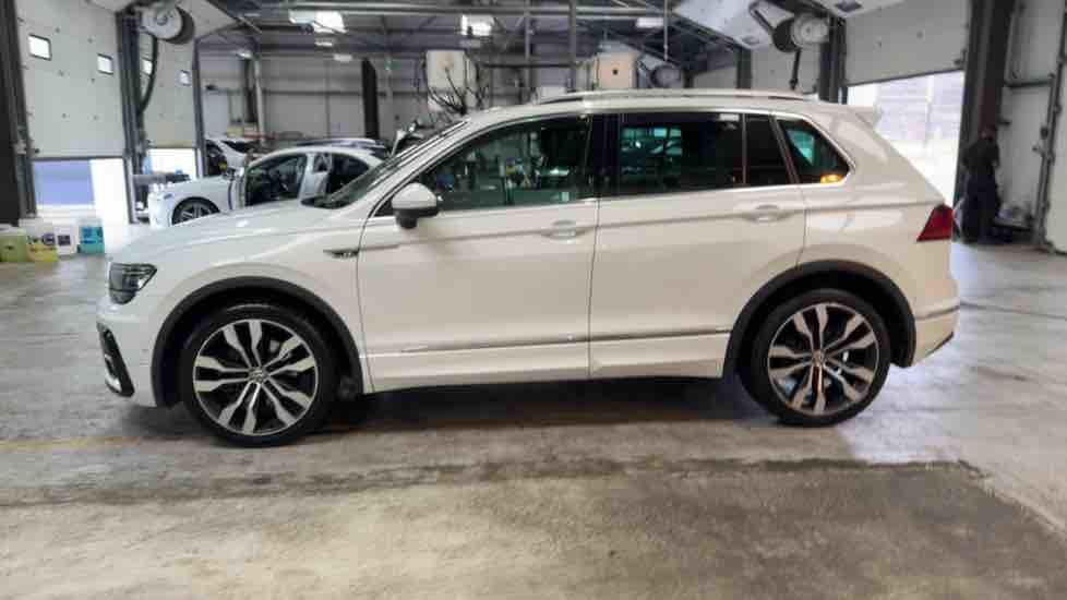 More views of Volkswagen Tiguan