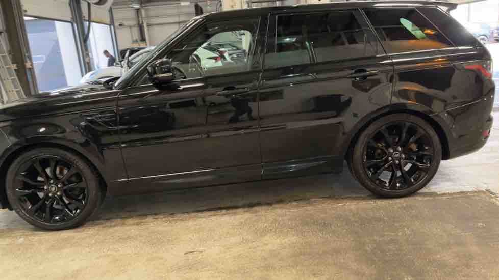 More views of Land Rover Range Rover Sport