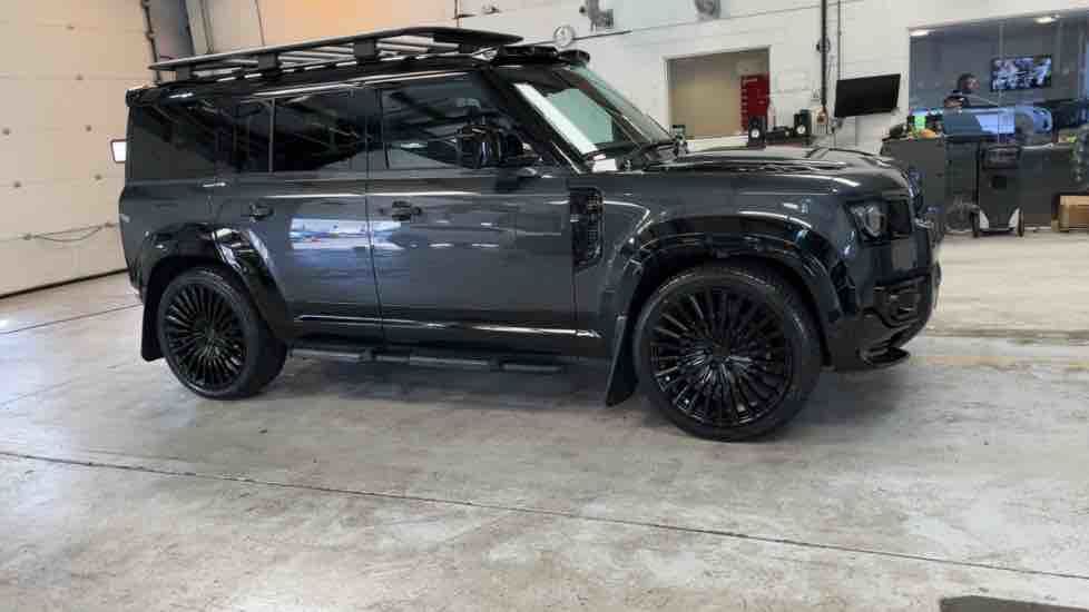 More views of Land Rover Defender 110