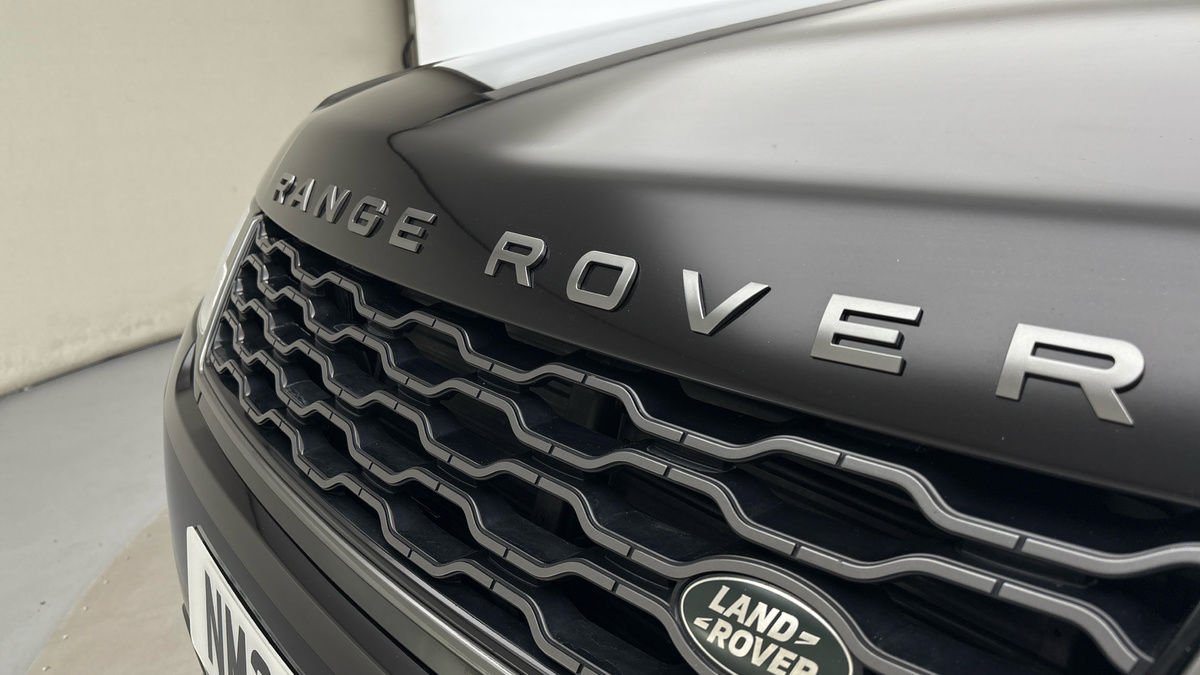 Land Rover Range Rover Sport Image 24