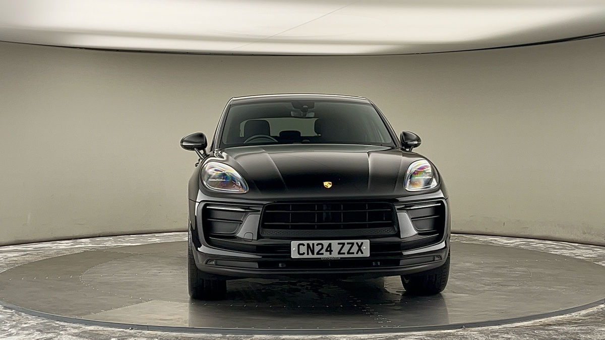 More views of Porsche Macan