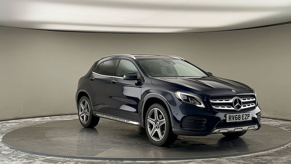 Mercedes-Benz GLA Mercedes-Benz GLA